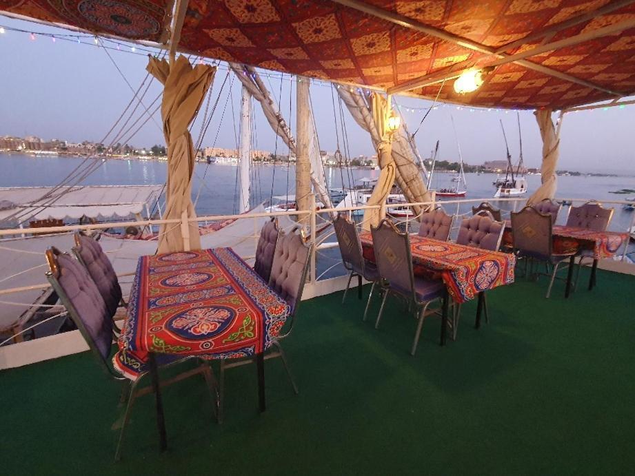 Moon Boat Hotel ลักซอร์ ภายนอก รูปภาพ